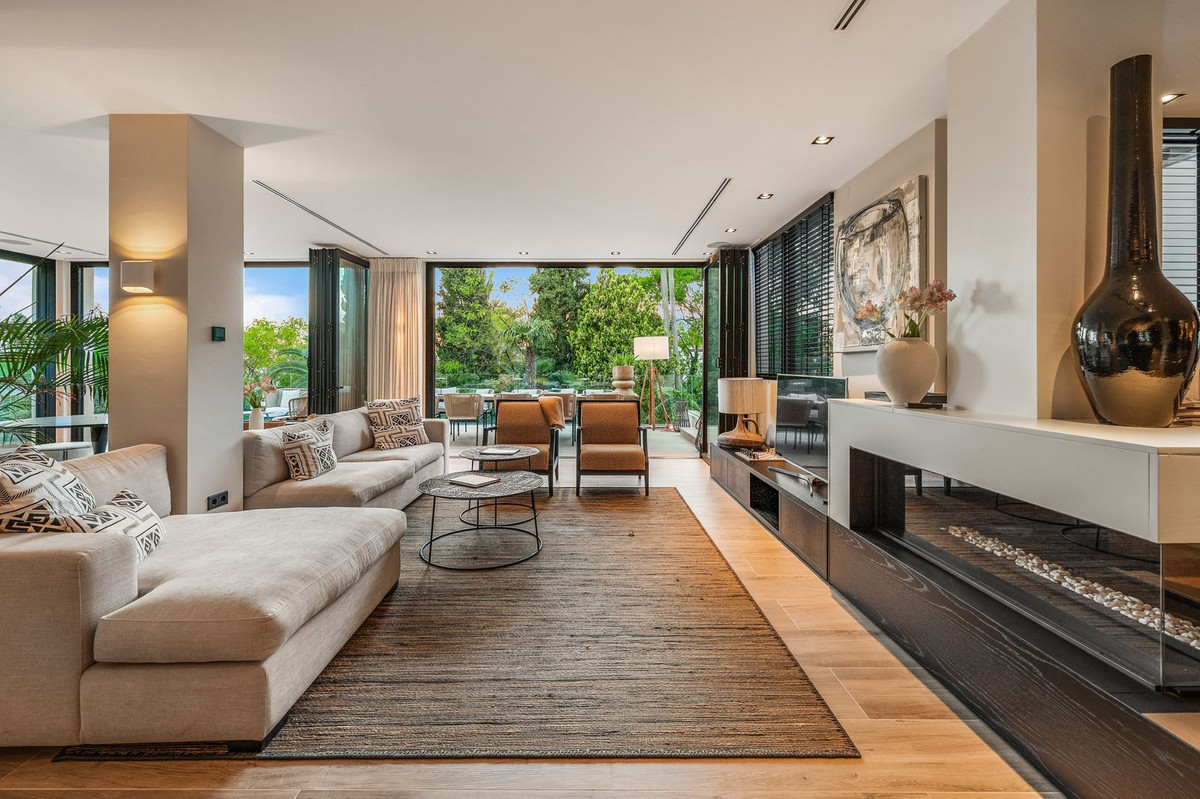 Villa for sale in Marbella