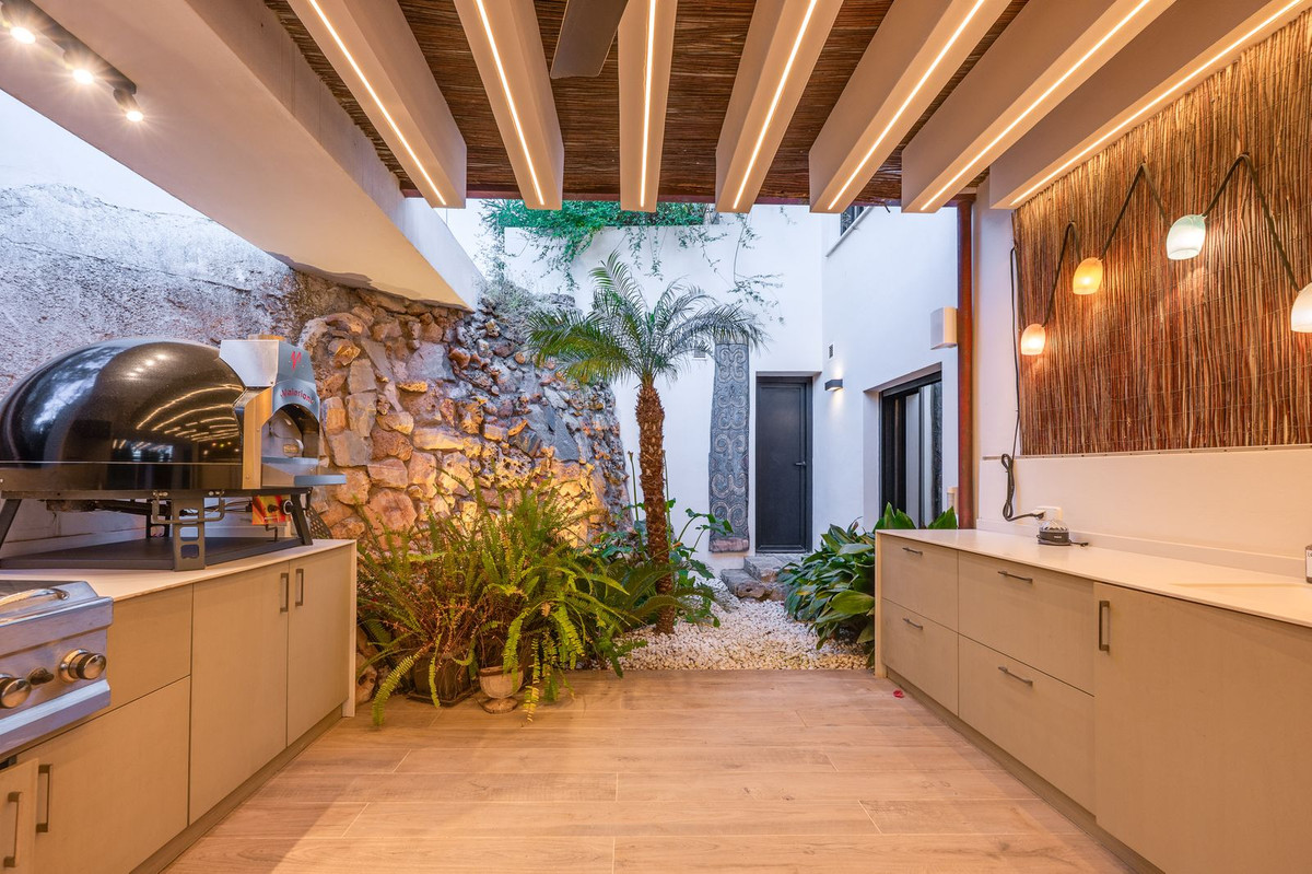 Villa for sale in Marbella
