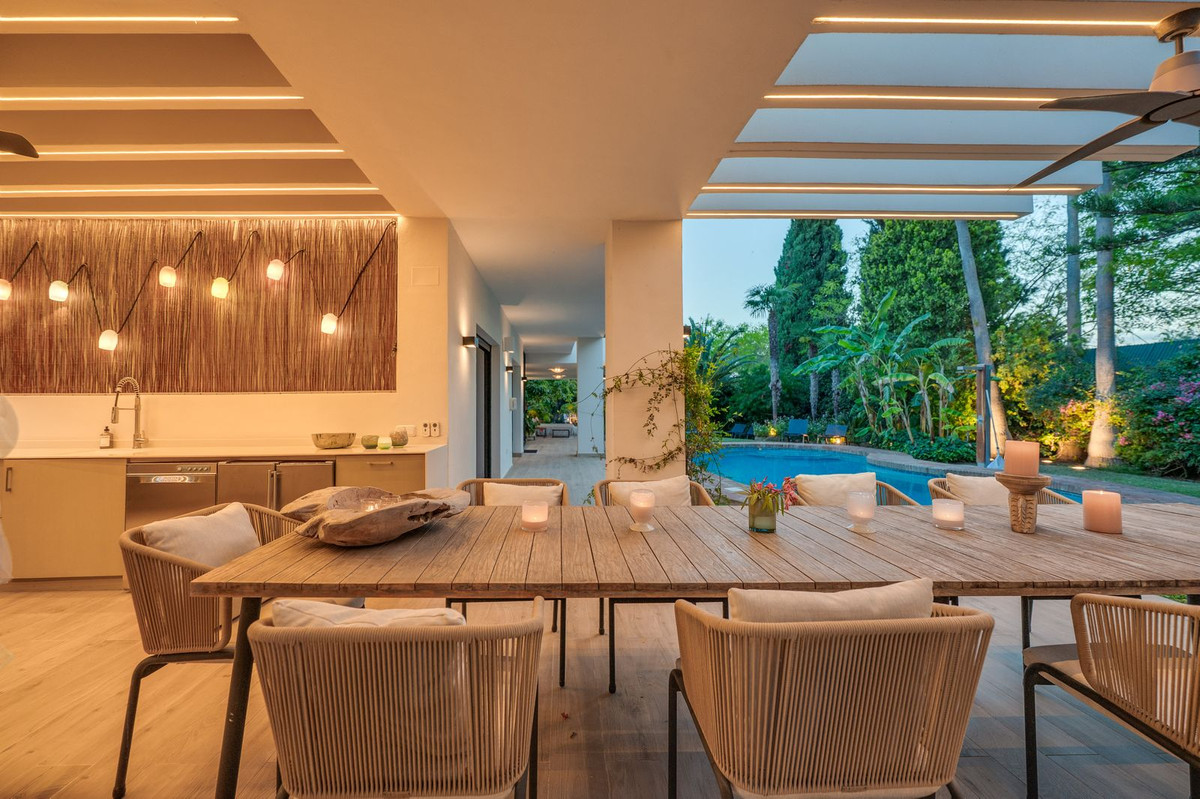 Villa for sale in Marbella
