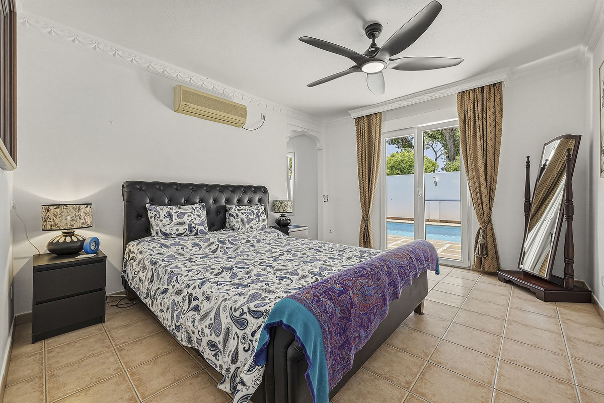 Villa for sale in Marbella