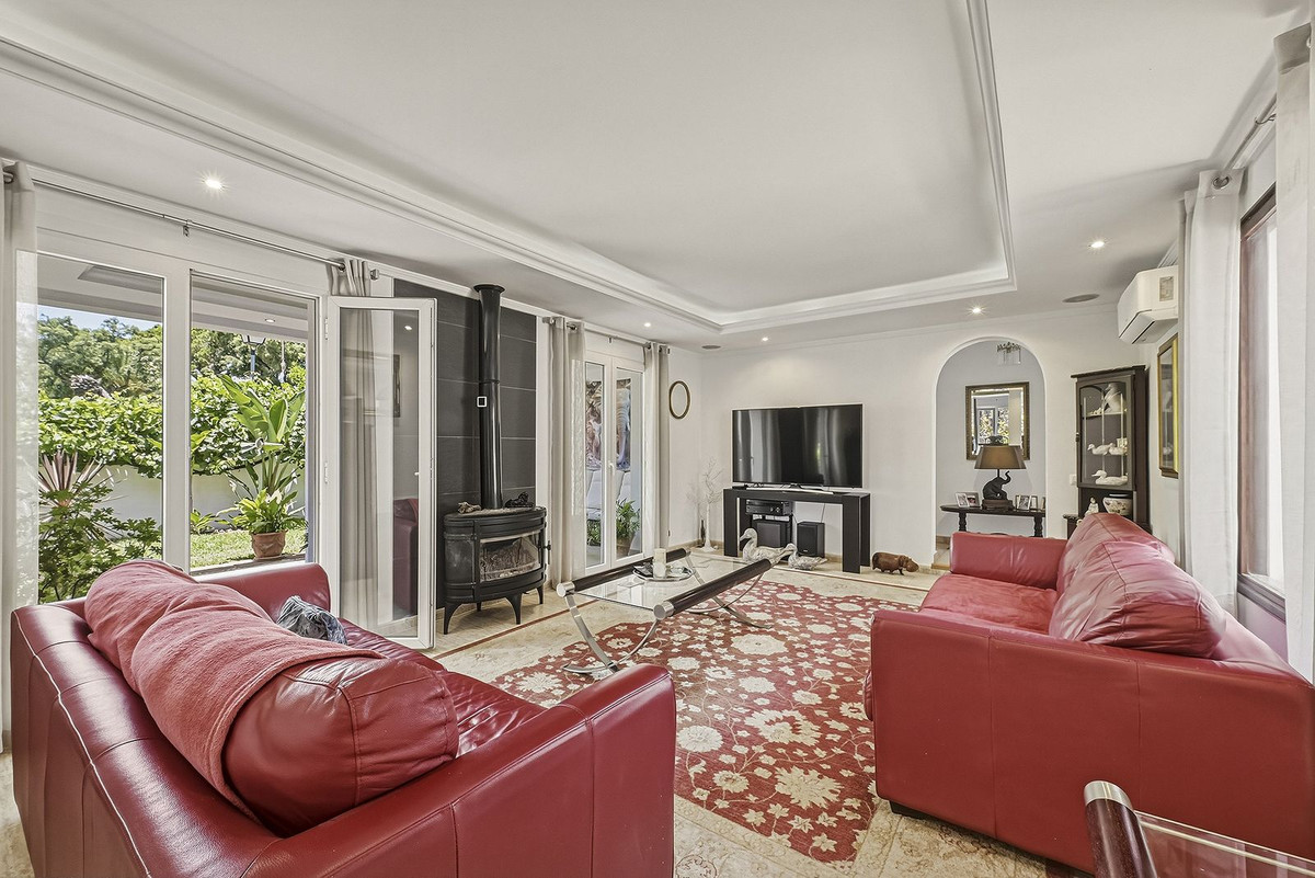 Villa for sale in Marbella