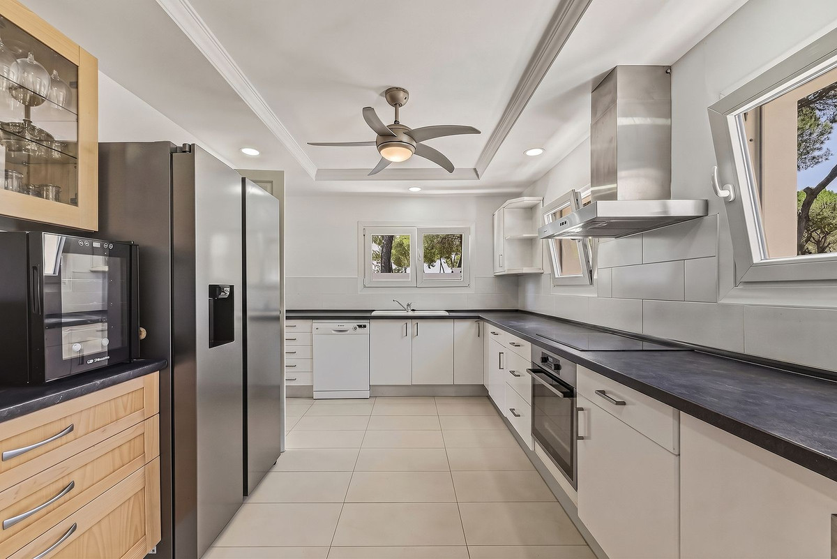 Villa for sale in Marbella