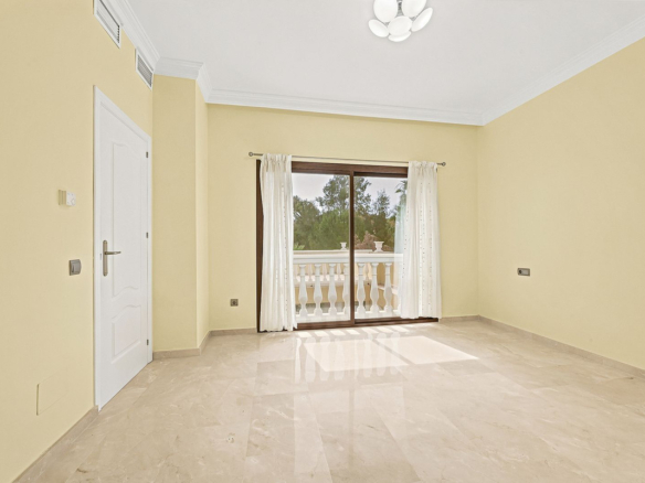 Villa for sale in Marbella
