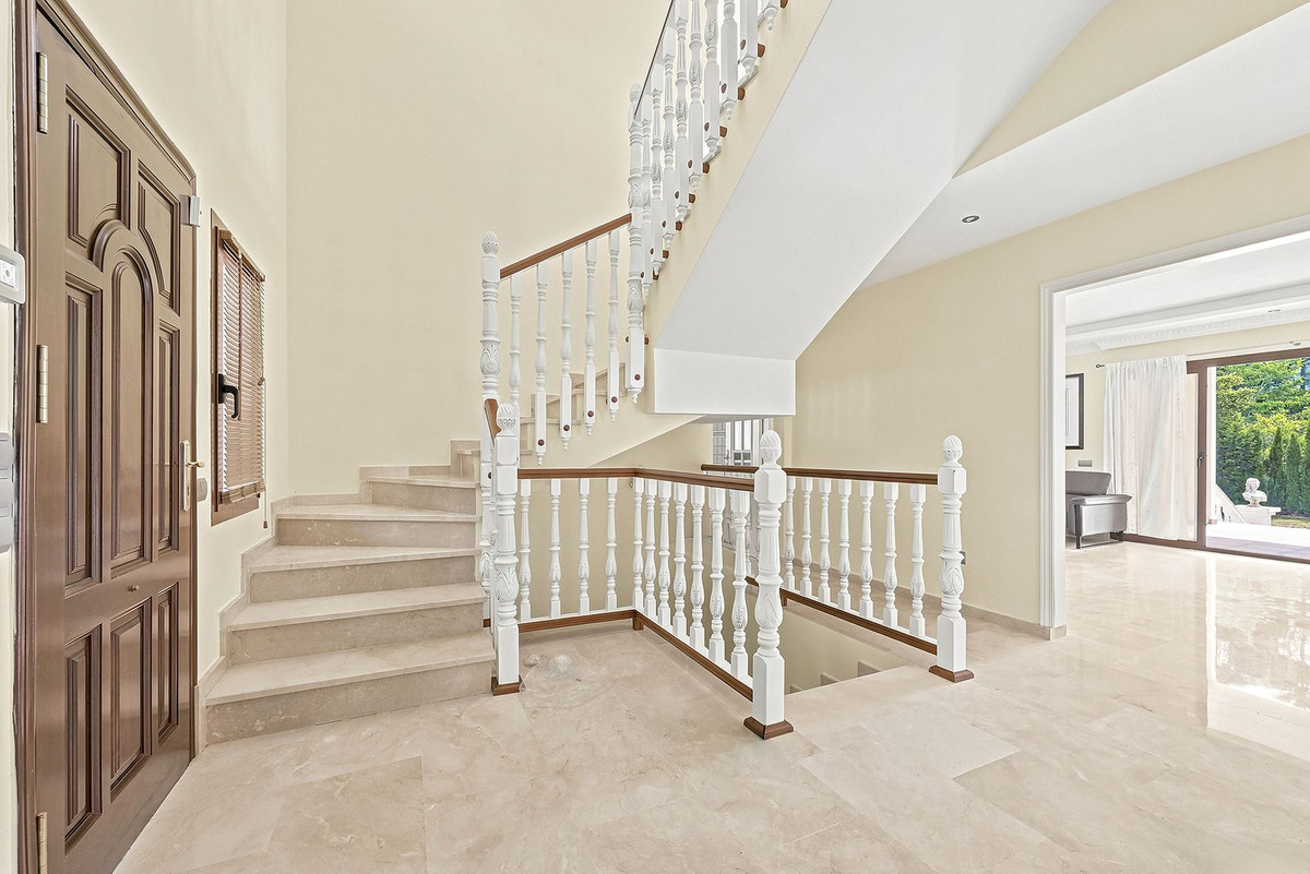 Villa for sale in Marbella