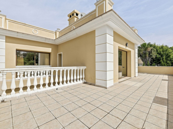 Villa for sale in Marbella