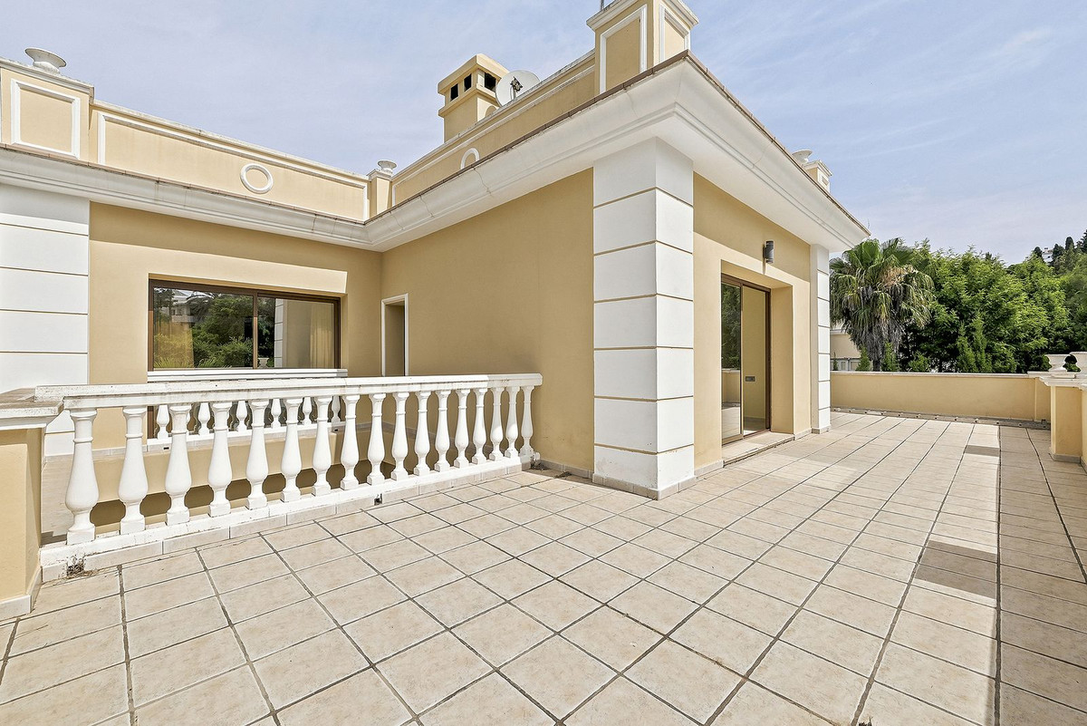 Villa for sale in Marbella