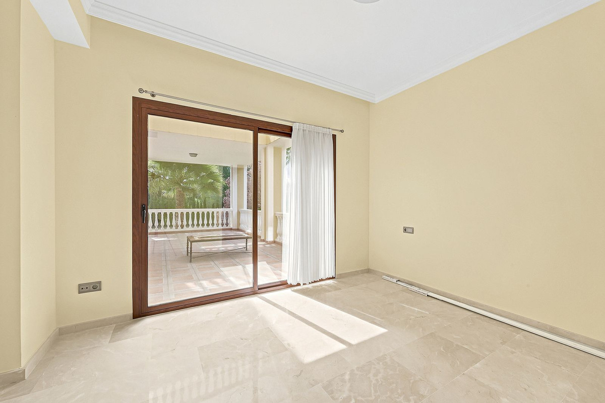 Villa for sale in Marbella