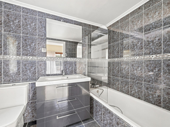 Villa for sale in Marbella