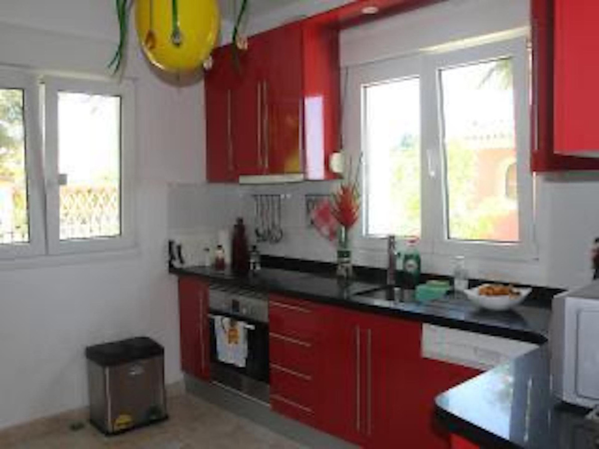 Villa for sale in Mijas