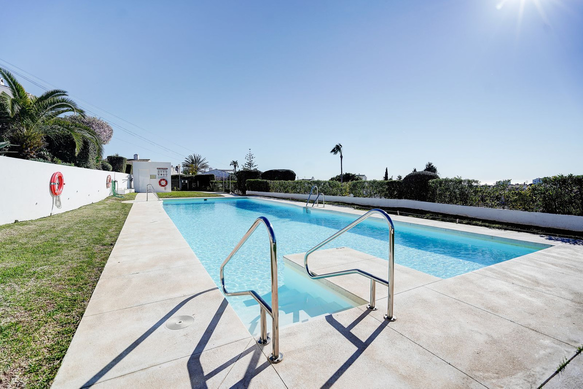 Villa for sale in Mijas