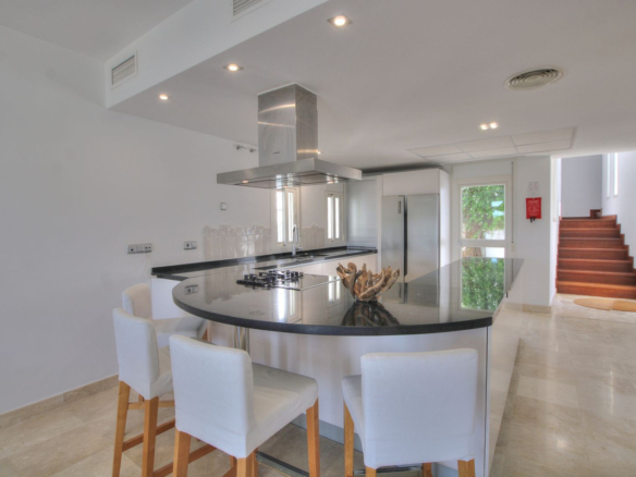 Villa for sale in Mijas