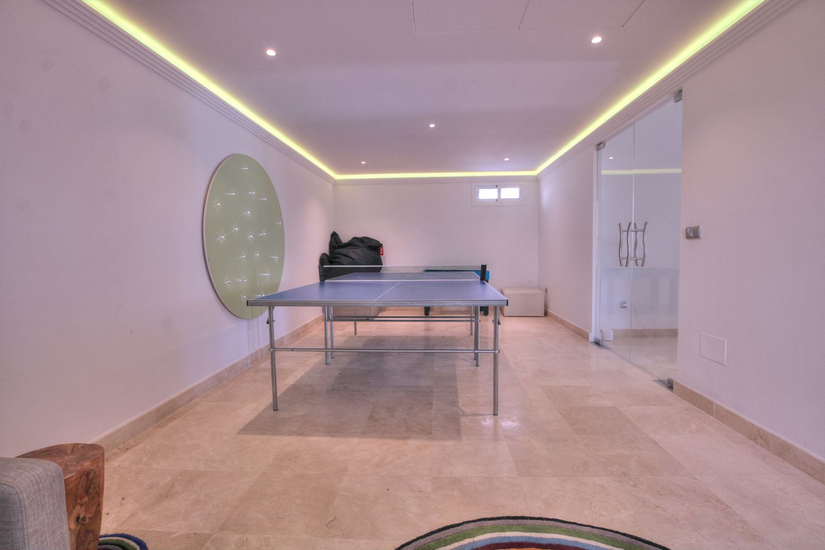 Villa for sale in Mijas