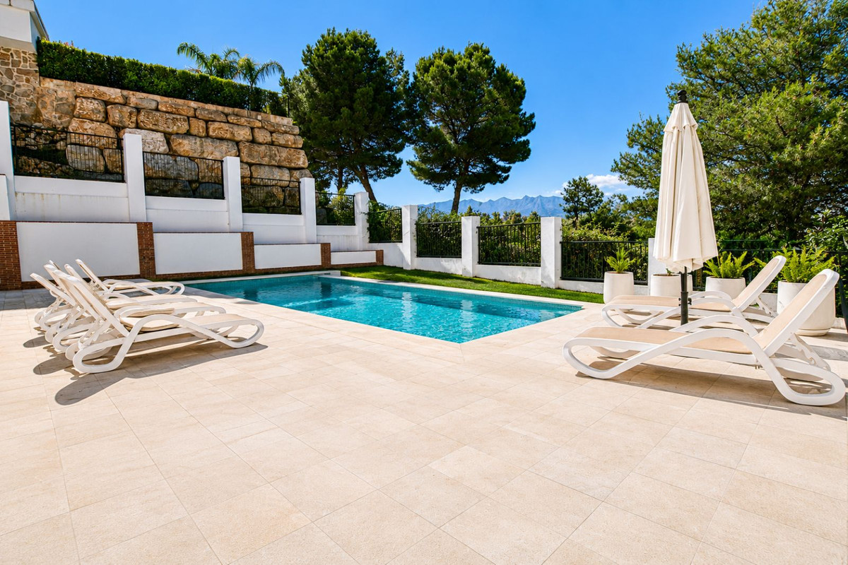 Villa for sale in Mijas