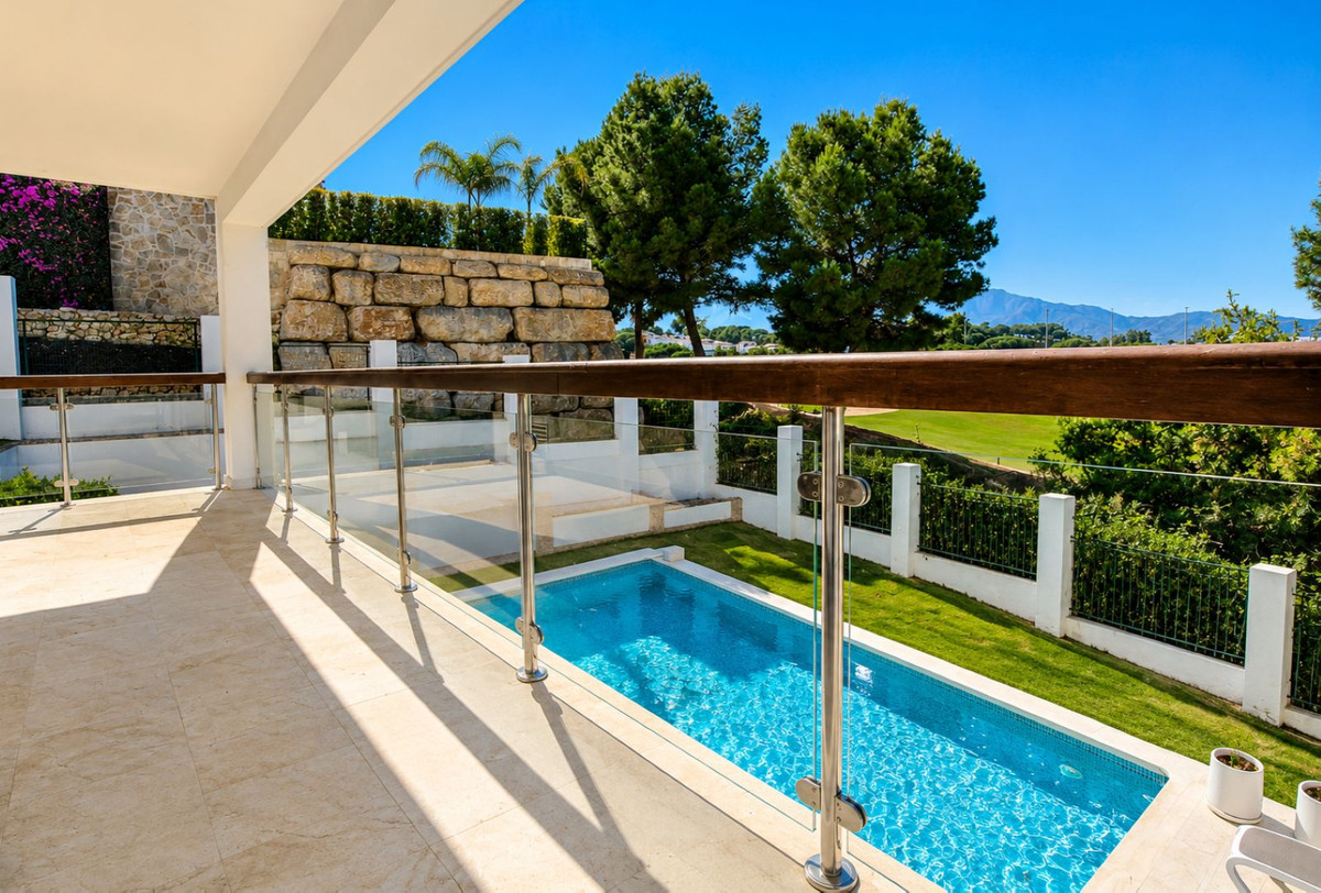 Villa for sale in Mijas