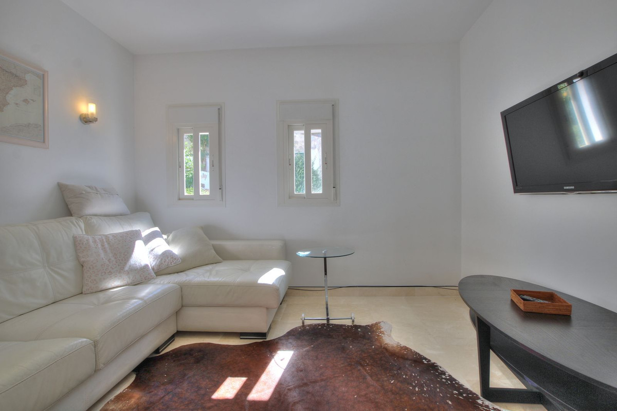 Villa for sale in Mijas