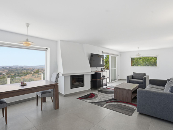 Villa for sale in Mijas