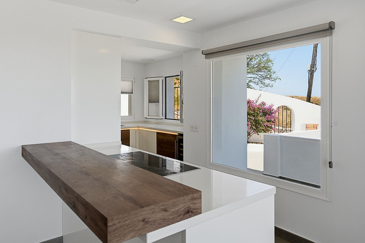 Villa for sale in Mijas