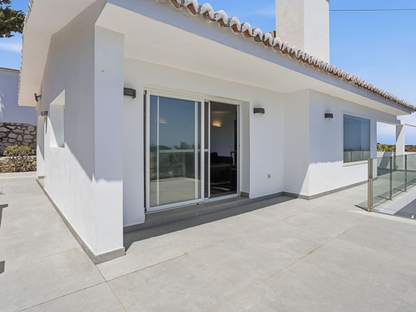 Villa for sale in Mijas
