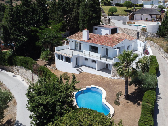 Villa for sale in Mijas