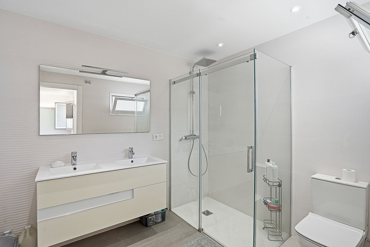 Villa for sale in Mijas