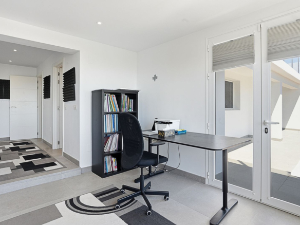 Villa for sale in Mijas