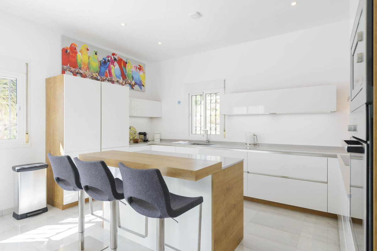 Villa for sale in Mijas