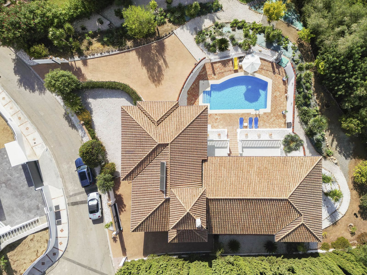 Villa for sale in Mijas