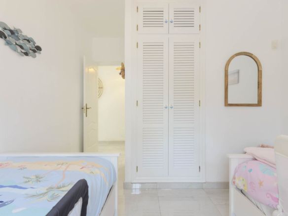 Villa for sale in Mijas