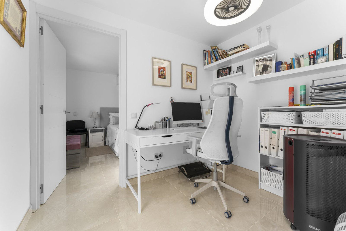 Villa for sale in Mijas