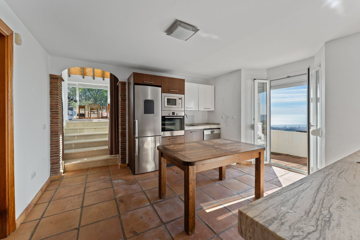 Villa for sale in Mijas