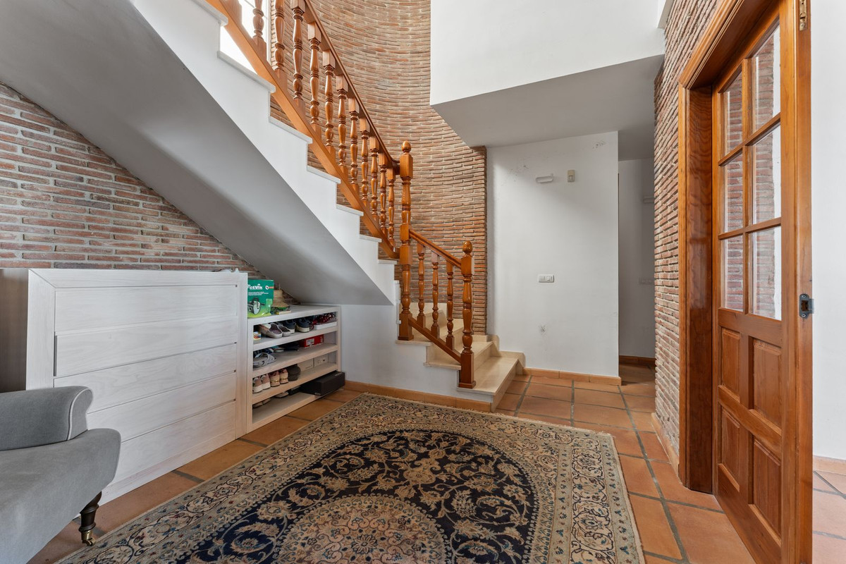 Villa for sale in Mijas