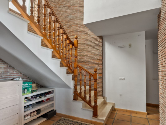 Villa for sale in Mijas