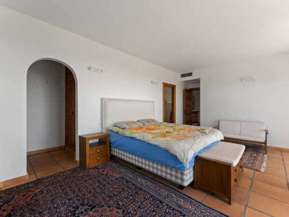 Villa for sale in Mijas