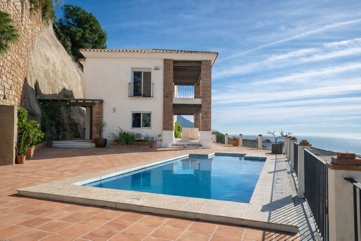 Villa-in-Mijas-Ref-R5413117 Villa for sale in Mijas