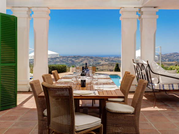 Villa for sale in Mijas