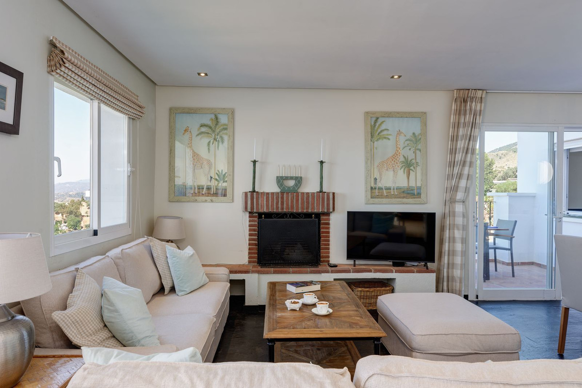 Villa for sale in Mijas