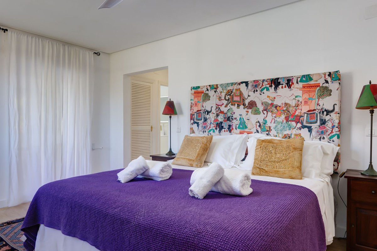 Villa for sale in Mijas