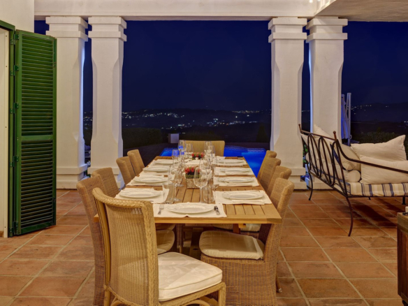 Villa for sale in Mijas