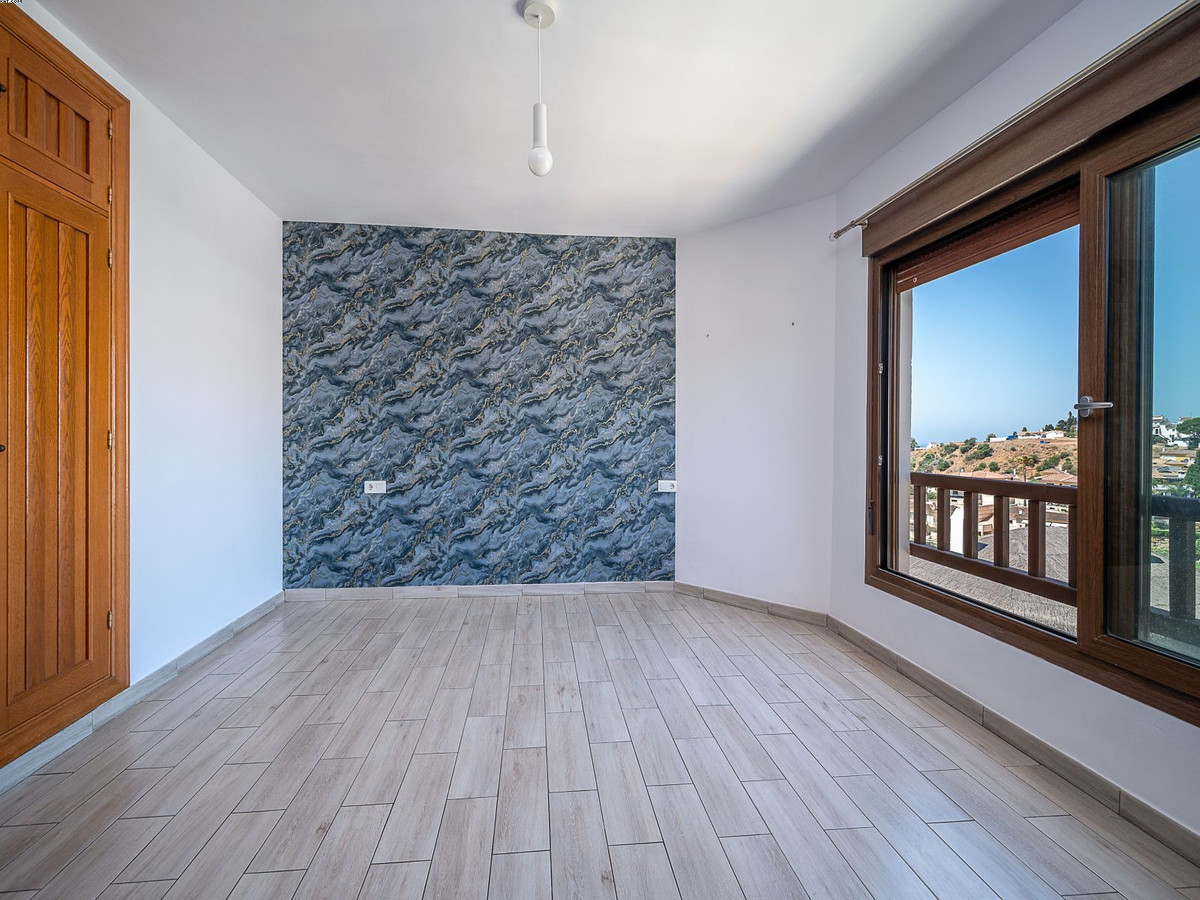 Villa for sale in Mijas