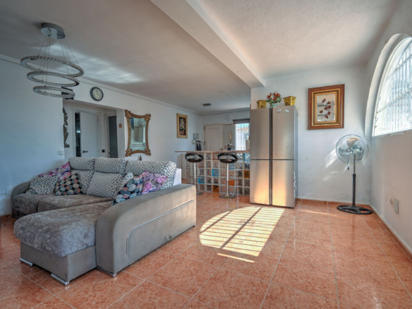 Villa for sale in Mijas