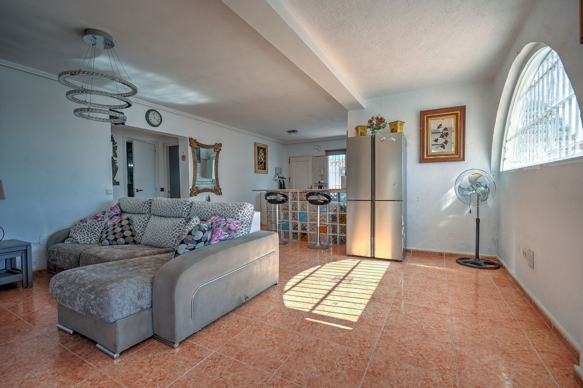 Villa for sale in Mijas