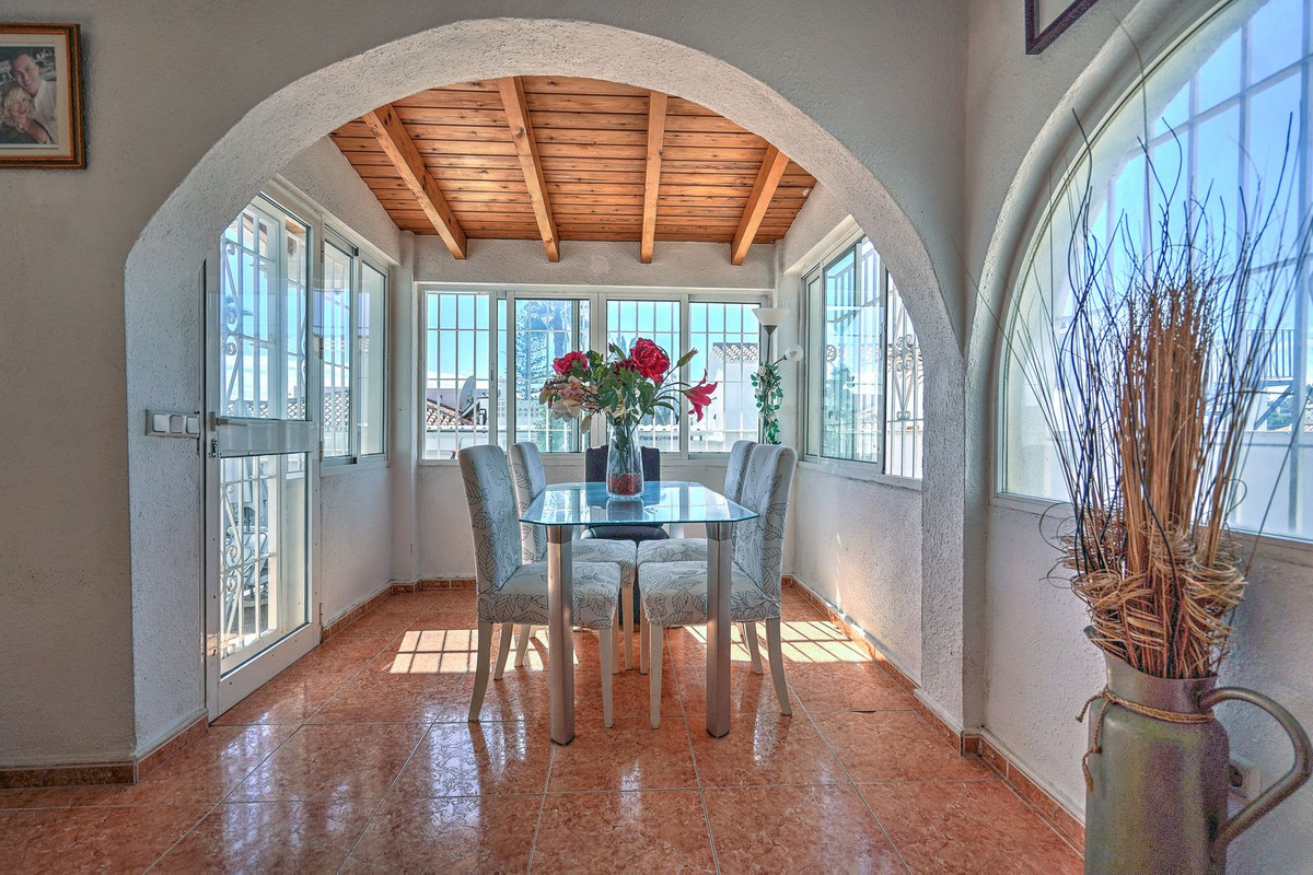 Villa for sale in Mijas