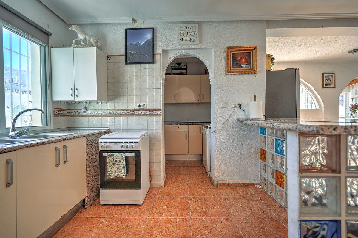 Villa for sale in Mijas