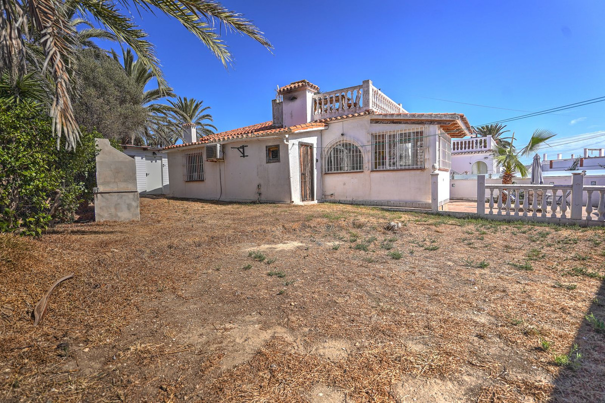 Villa for sale in Mijas