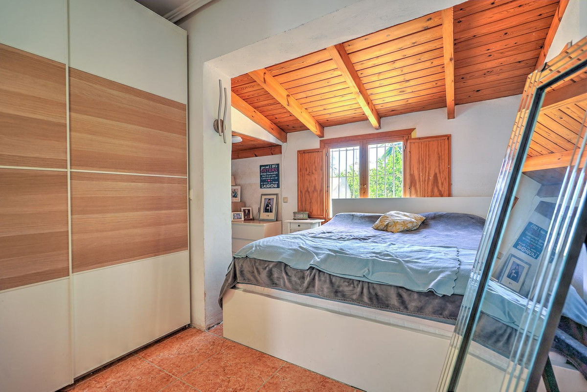 Villa for sale in Mijas