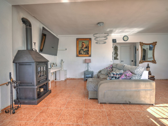 Villa for sale in Mijas