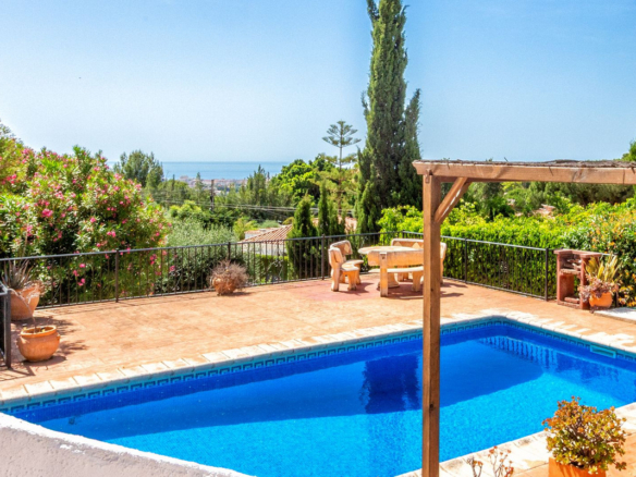 Villa for sale in Mijas