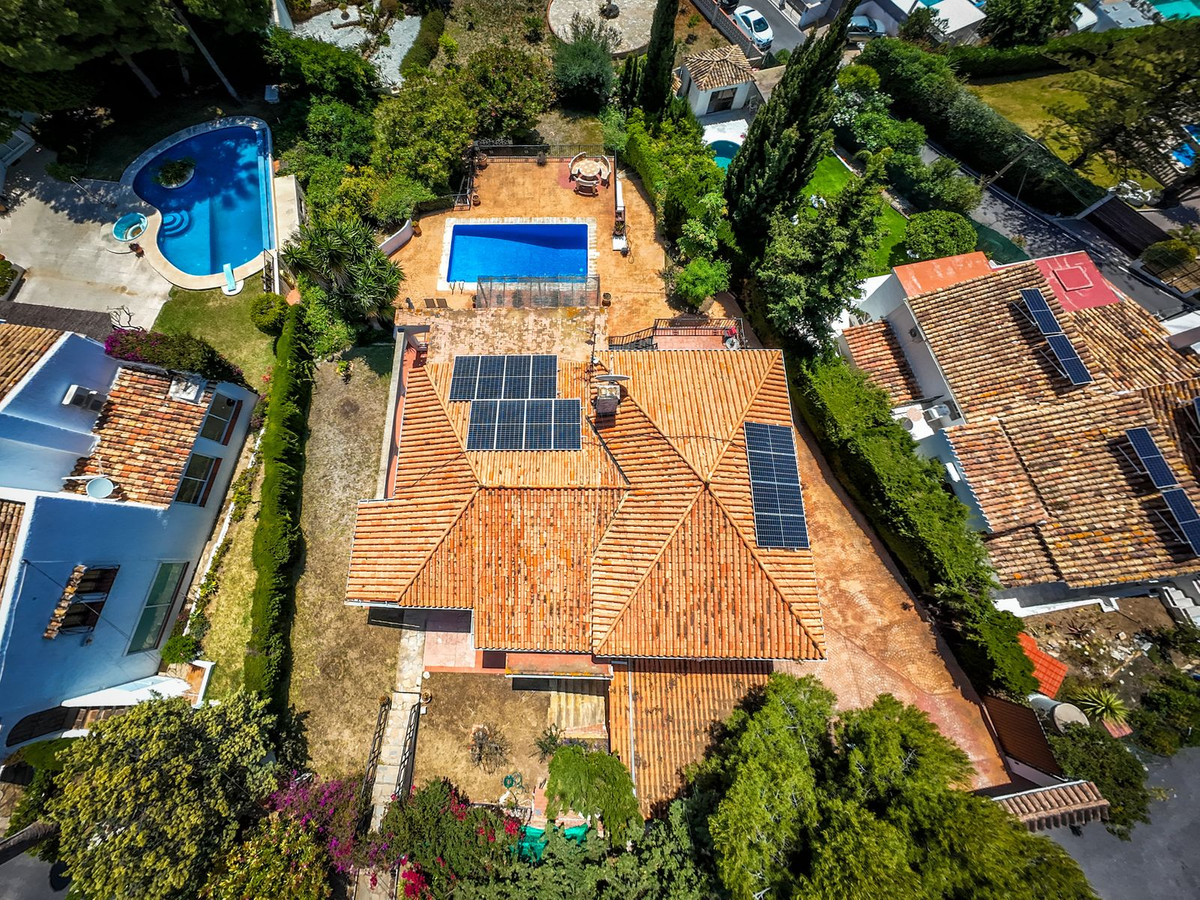Villa for sale in Mijas