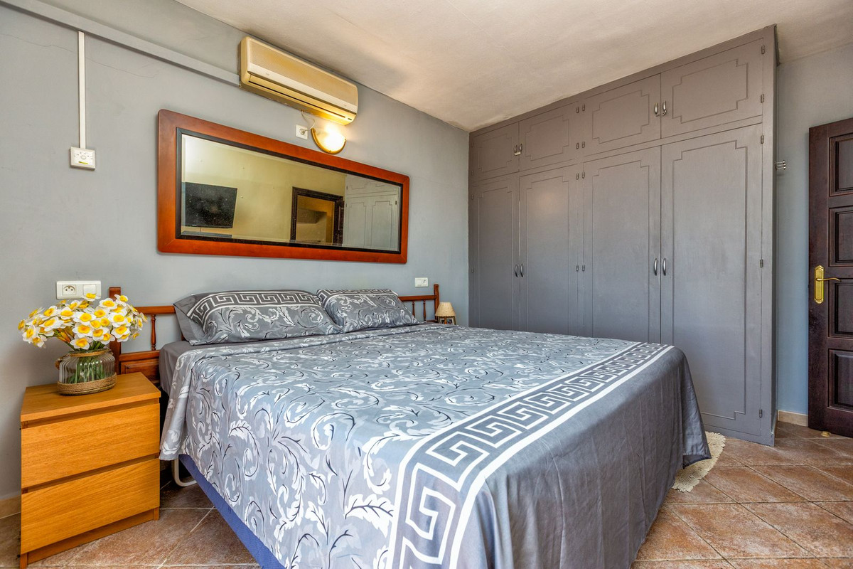 Villa for sale in Mijas