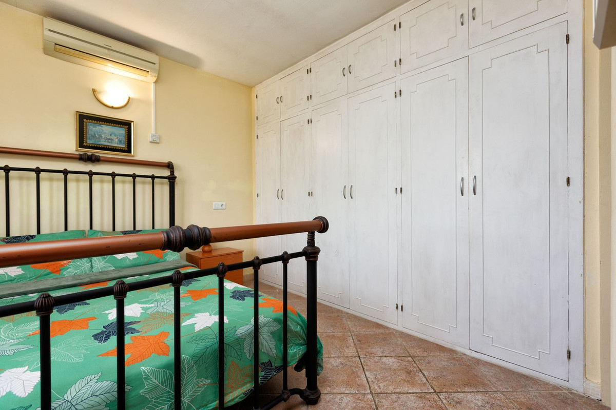 Villa for sale in Mijas